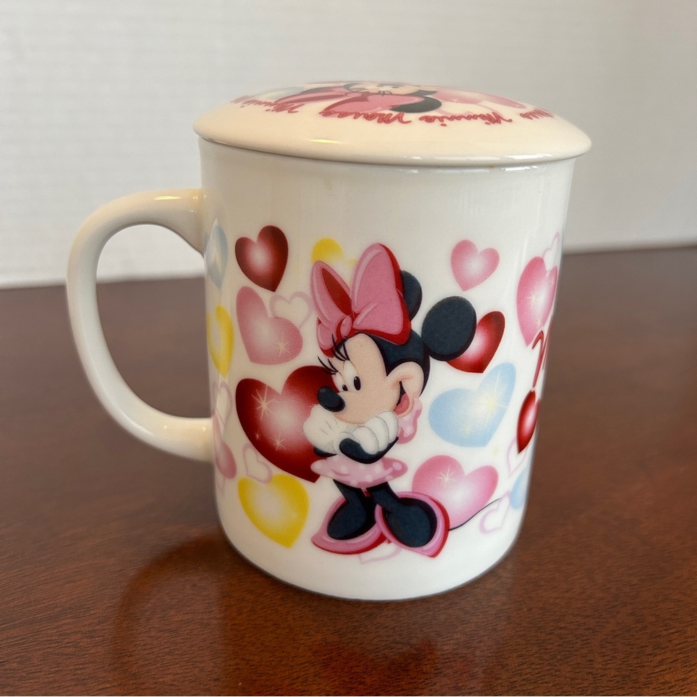 DISNEY MINNIE MOUSE Coffee/Tea Mug with Lid Hearts Colourful - Picture 3 of 9